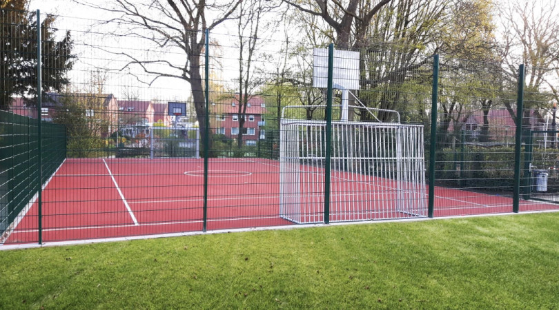 Grundschule Darme, Soccer Court